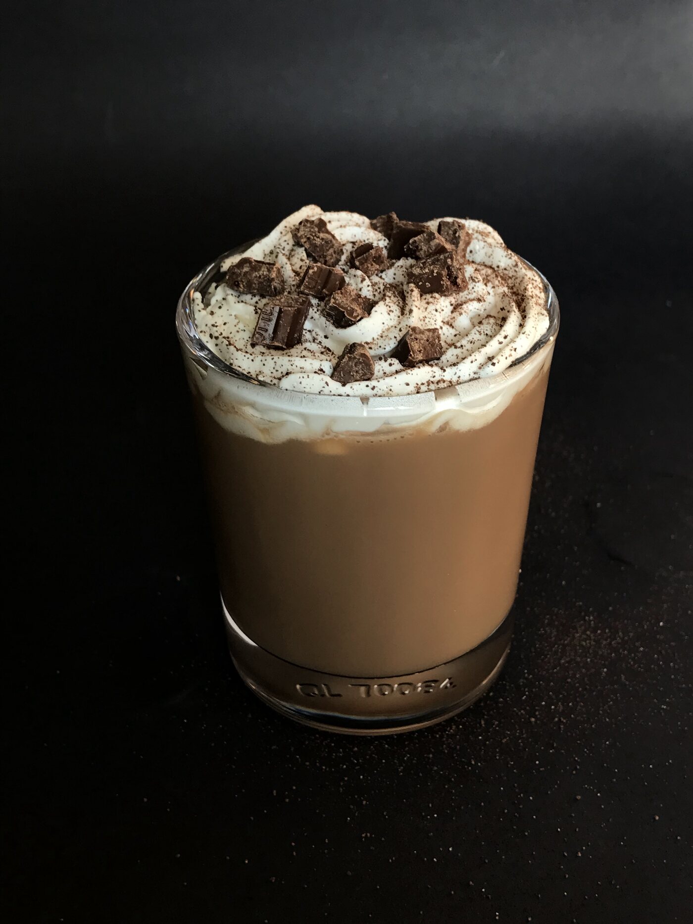 Drink de licor de Chocolate Delicor com chantilly